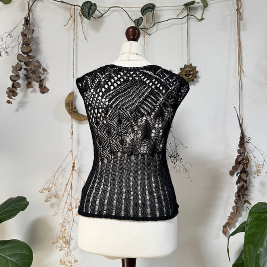 Black knit waistcoat - size M