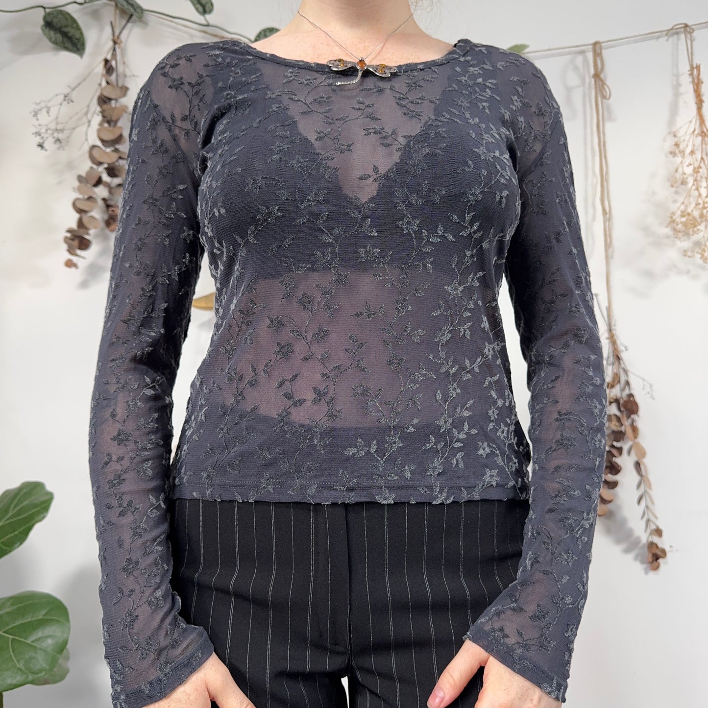 Grey mesh velvet top - size M/L