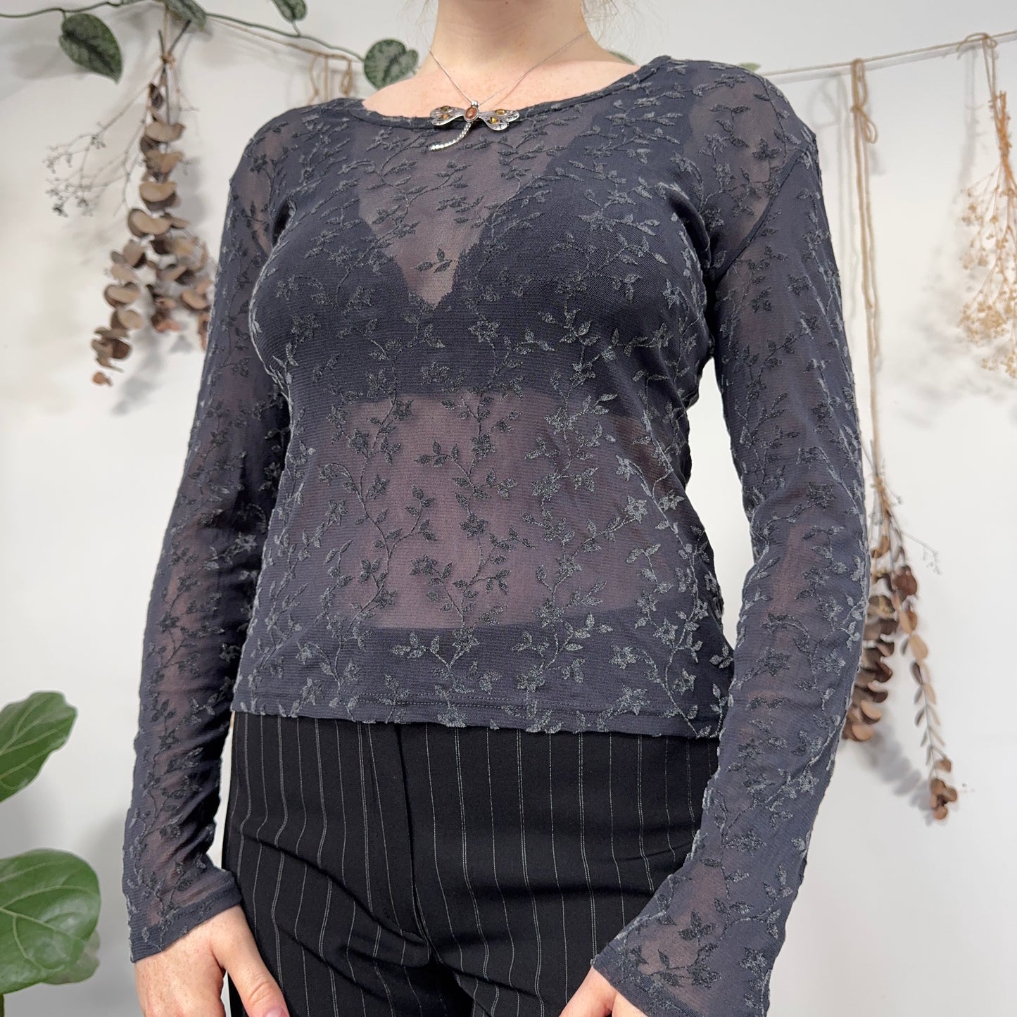 Grey mesh velvet top - size M/L