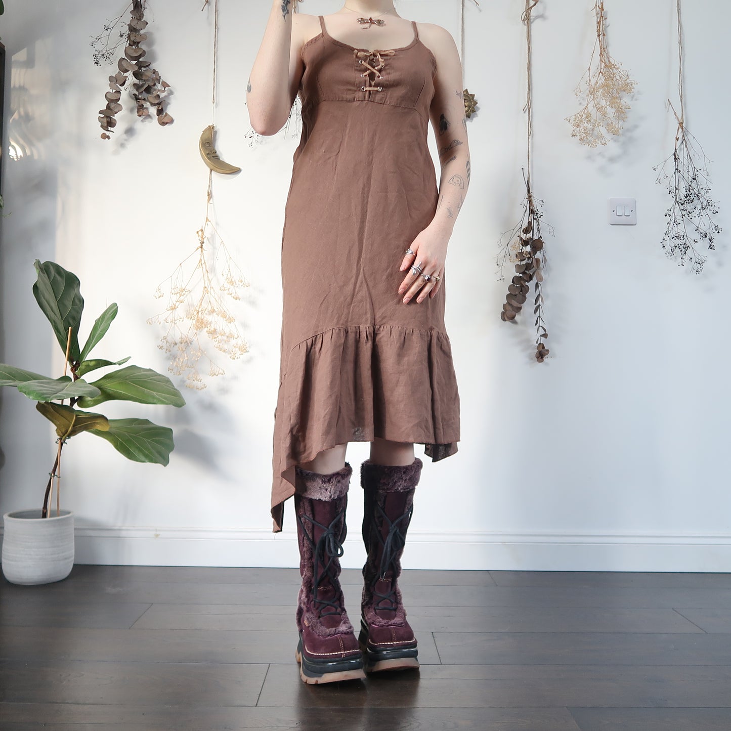 Brown linen dress - size M