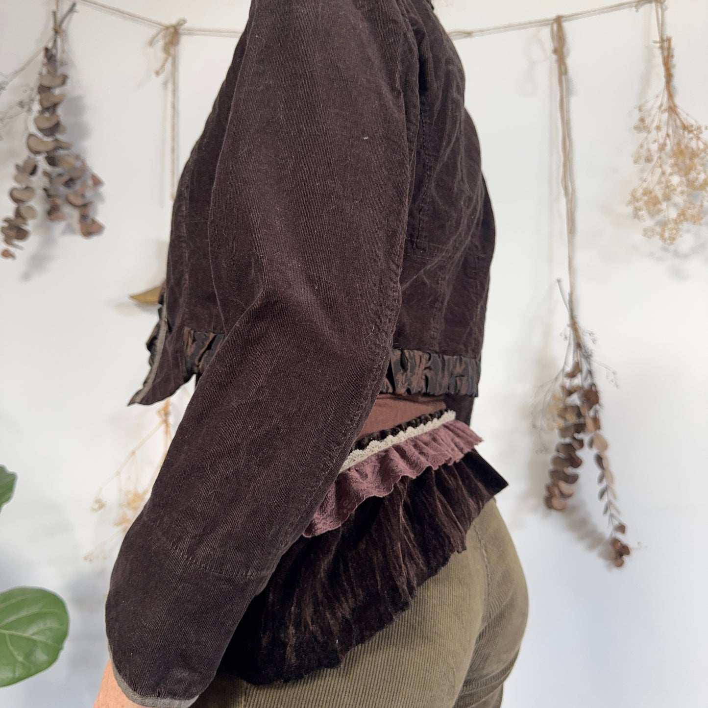 Brown cord cropped jacket - size M