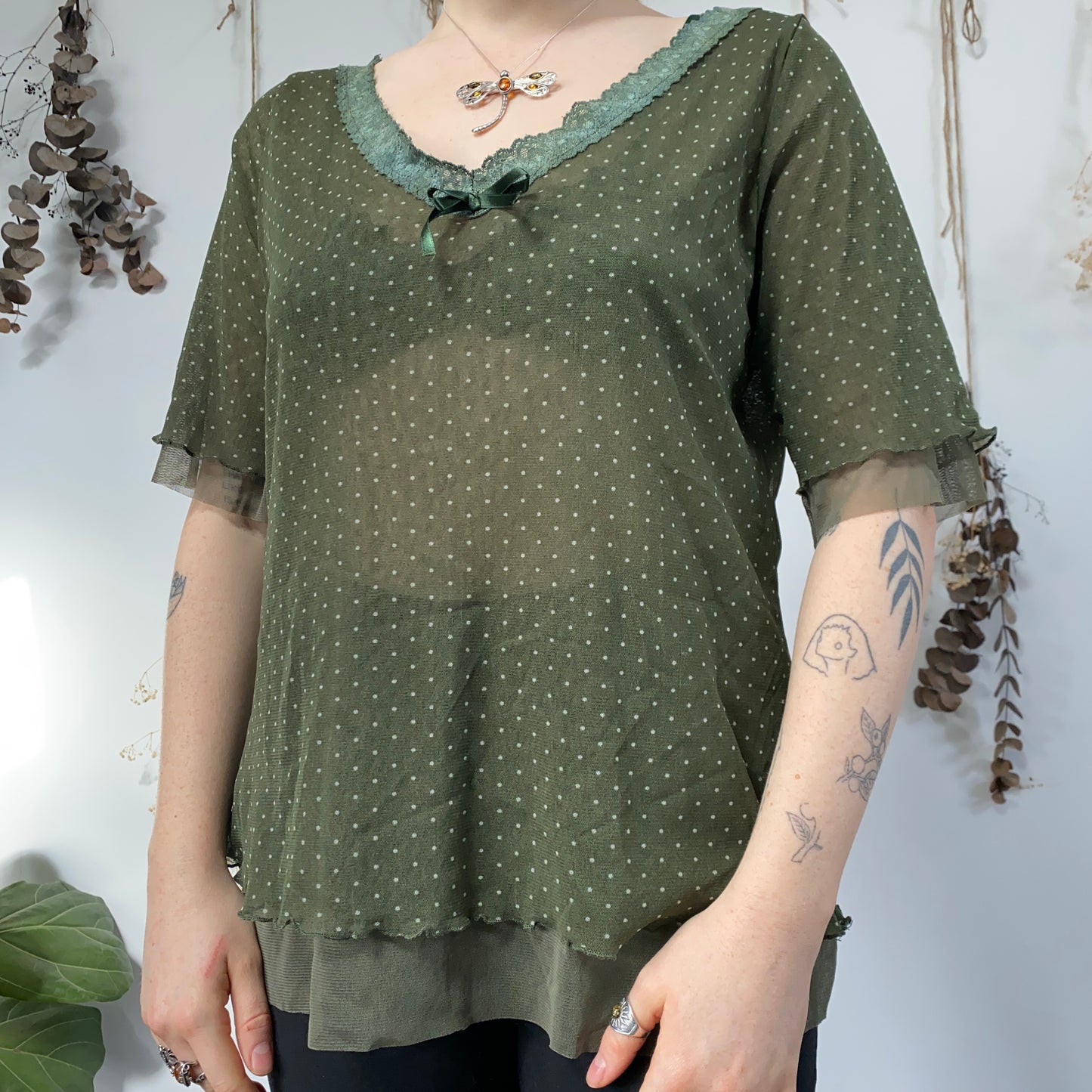 Green mesh tshirt - size L/XL