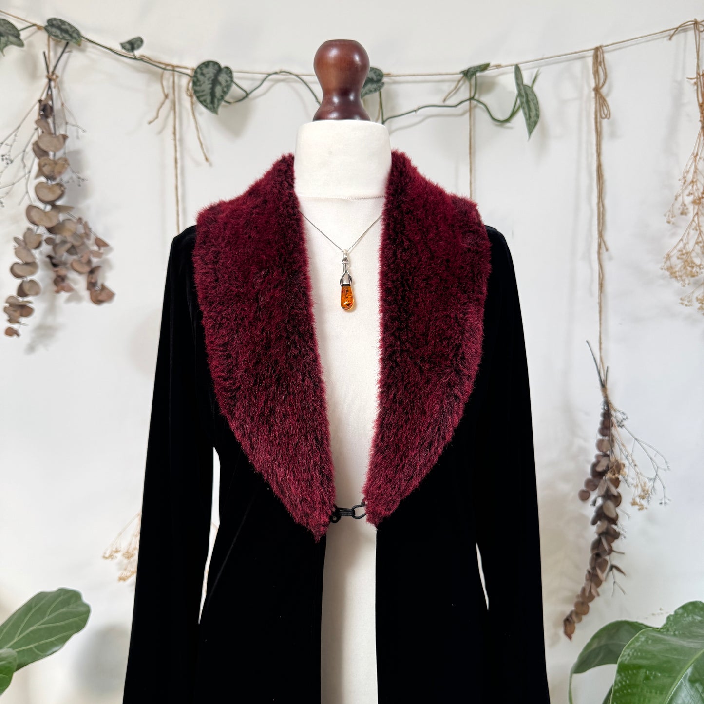 Black velvet duster - size M