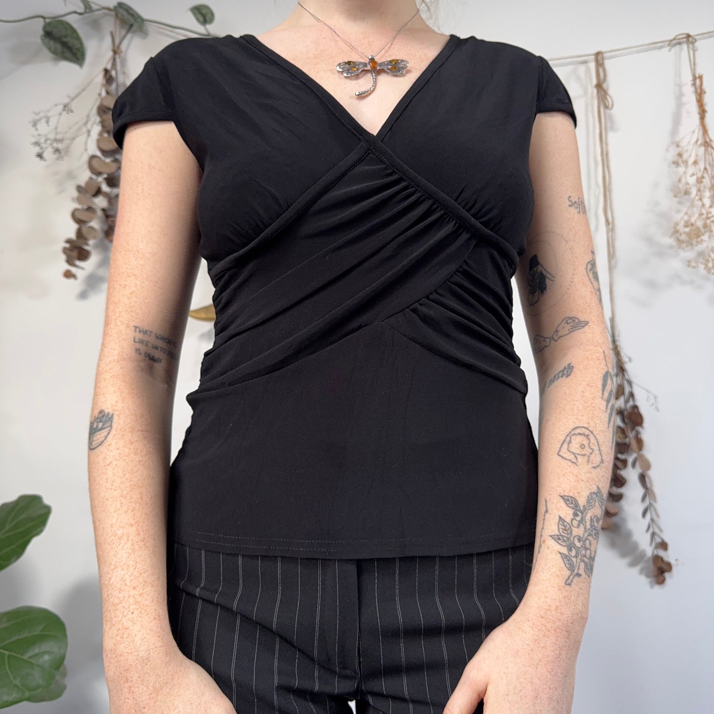 Black slinky tshirt - size S/M