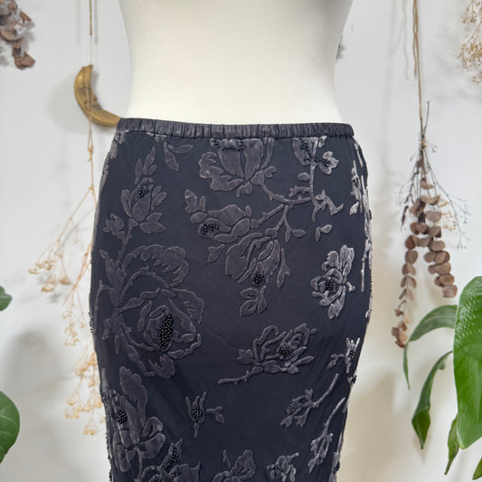 Velvet beaded skirt - size M/L