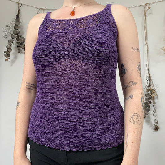 Purple knit vest - size M