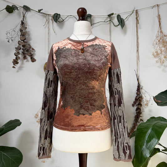 Save the Queen top - size M