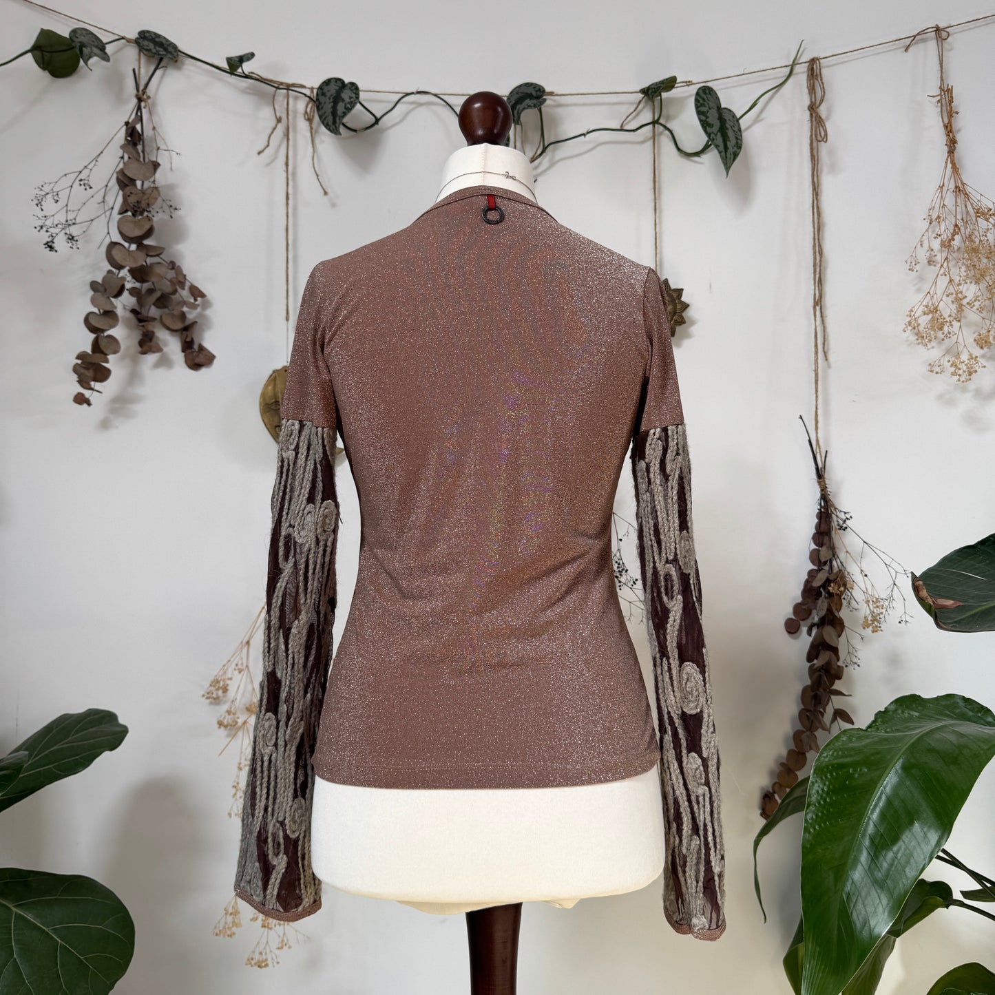 Save the Queen top - size M