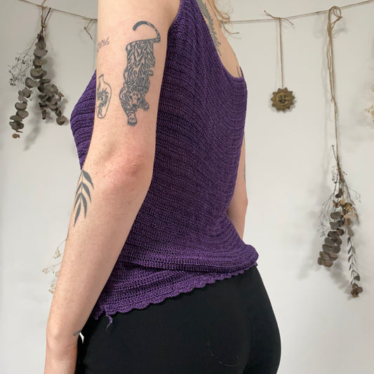 Purple knit vest - size M