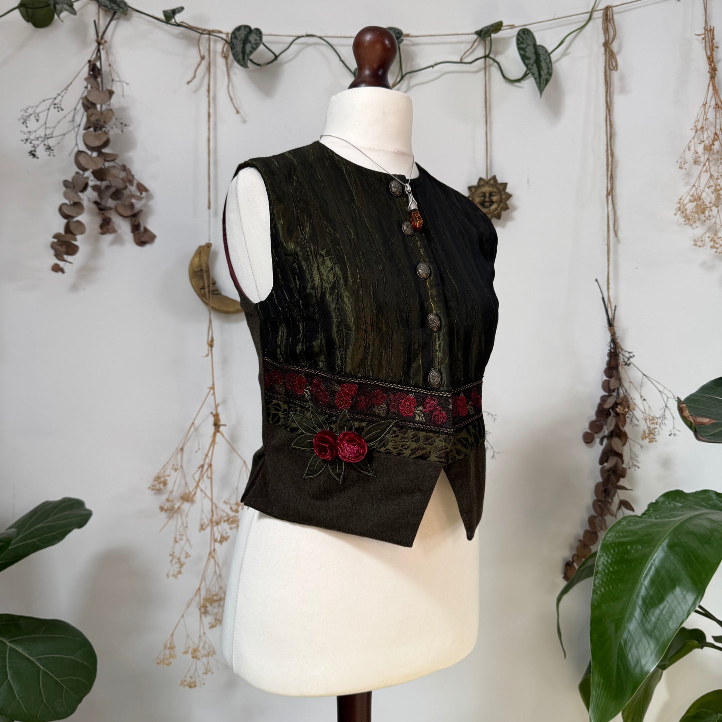 Green iridescent waistcoat - size S/M