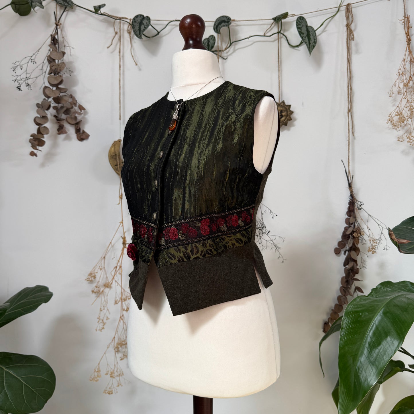 Green iridescent waistcoat - size S/M