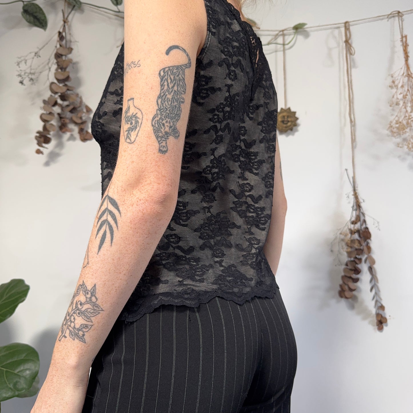 Lace tank top - size M/L