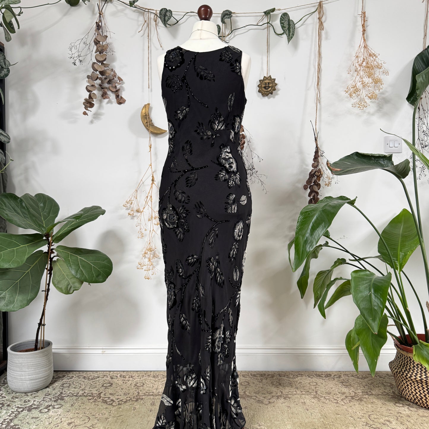 Velvet embossed dress - size M
