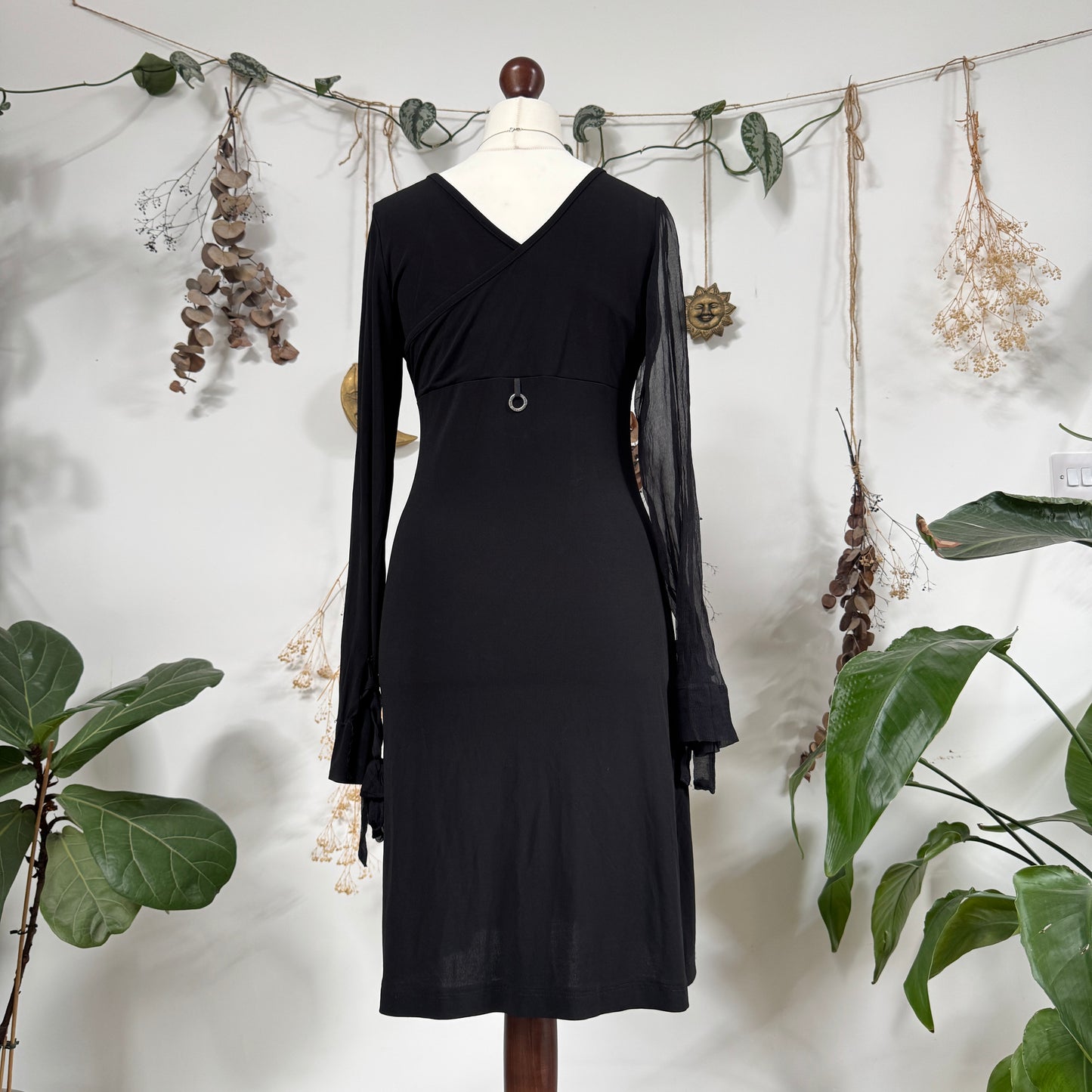 Save the Queen dress - size M/L