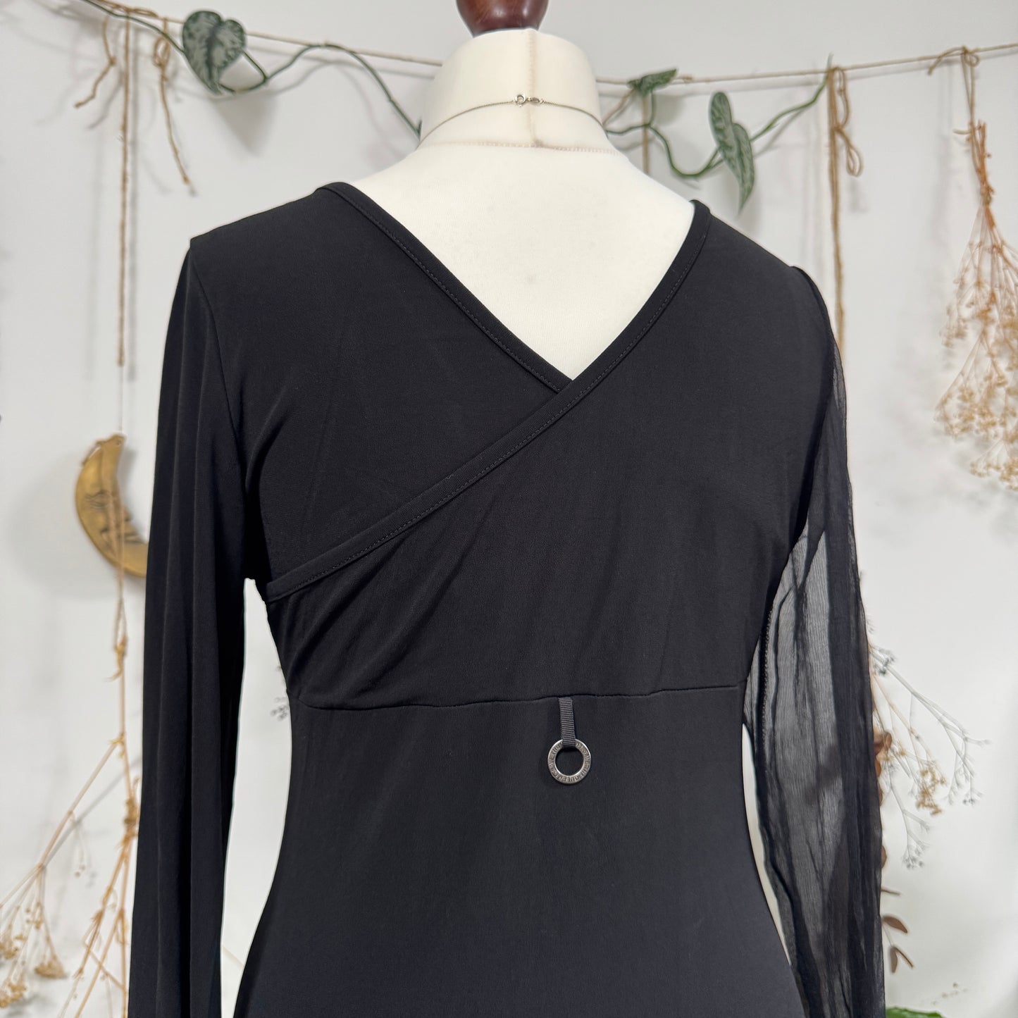 Save the Queen dress - size M/L