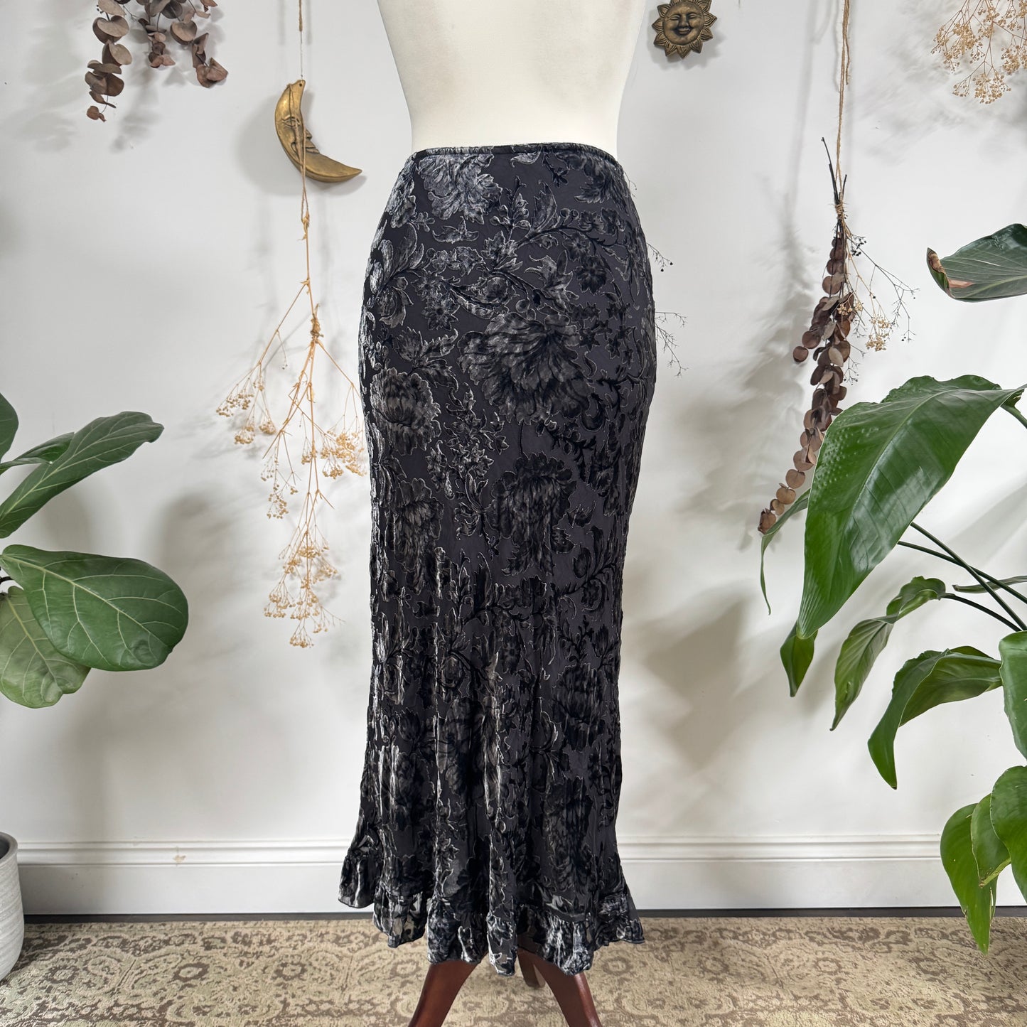 Grey velvet skirt - size S