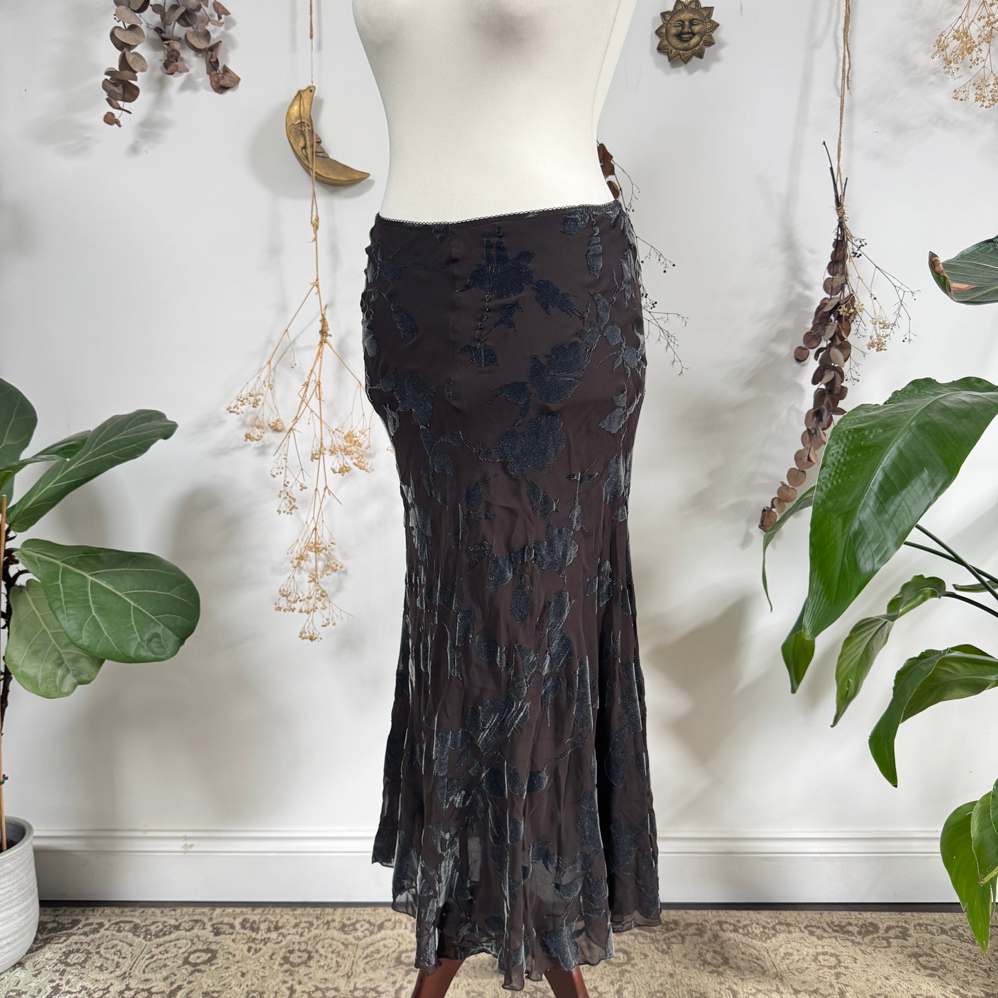 Velvet embossed skirt - size M