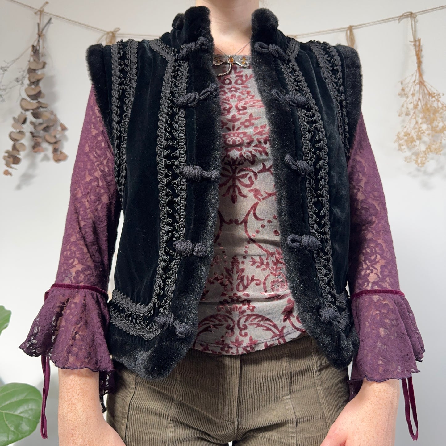Black velvet gilet - size M/L