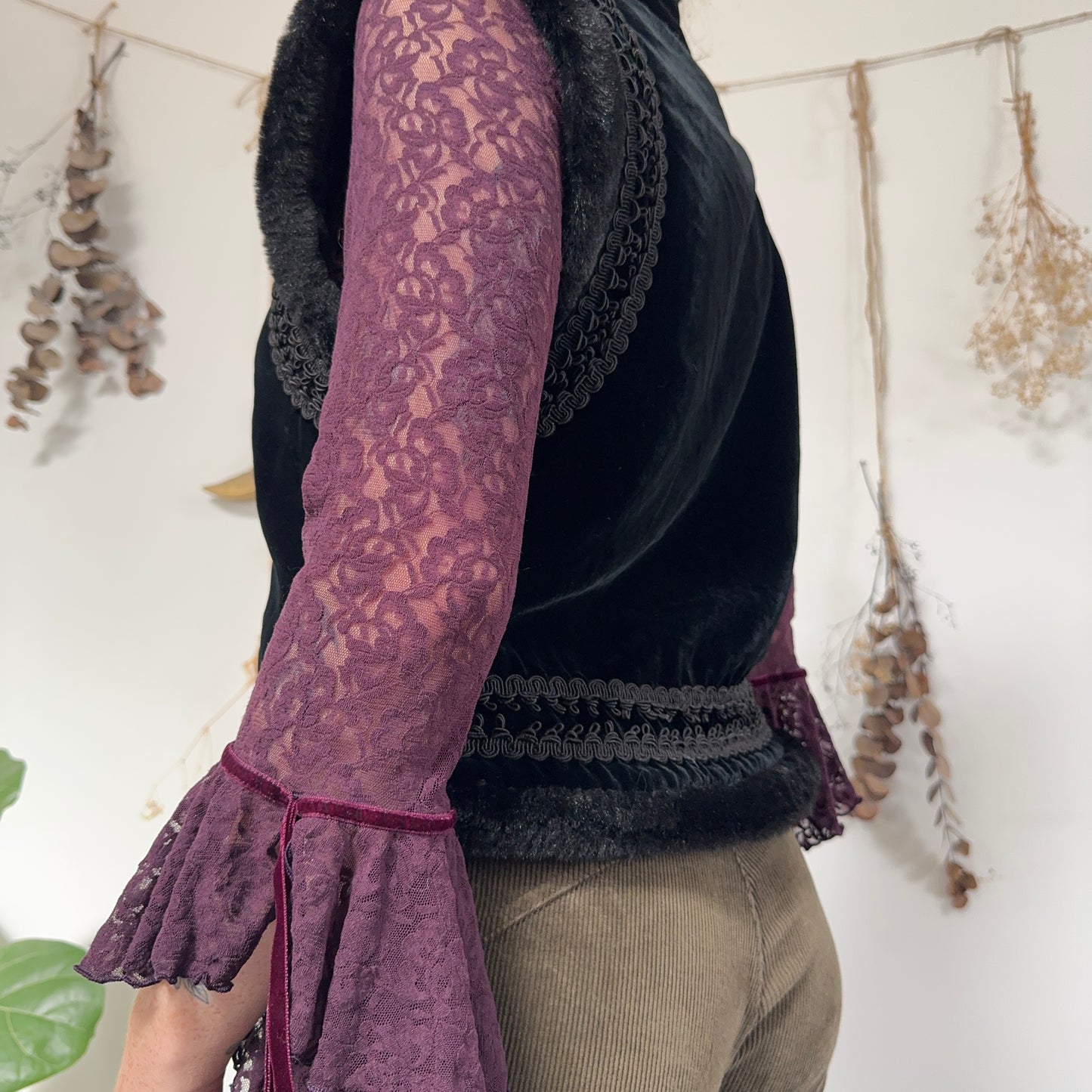 Black velvet gilet - size M/L