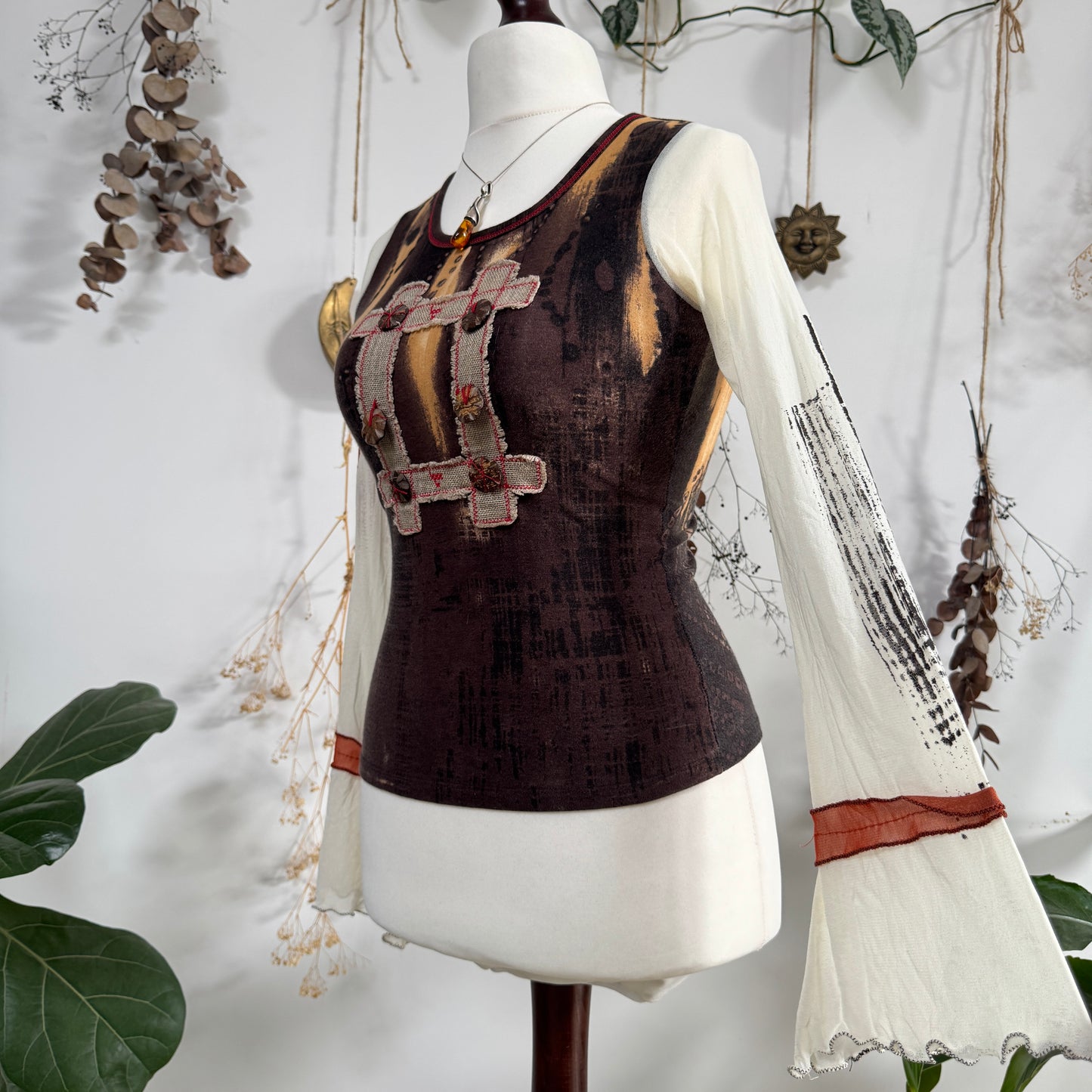 Save the Queen top - size S/M