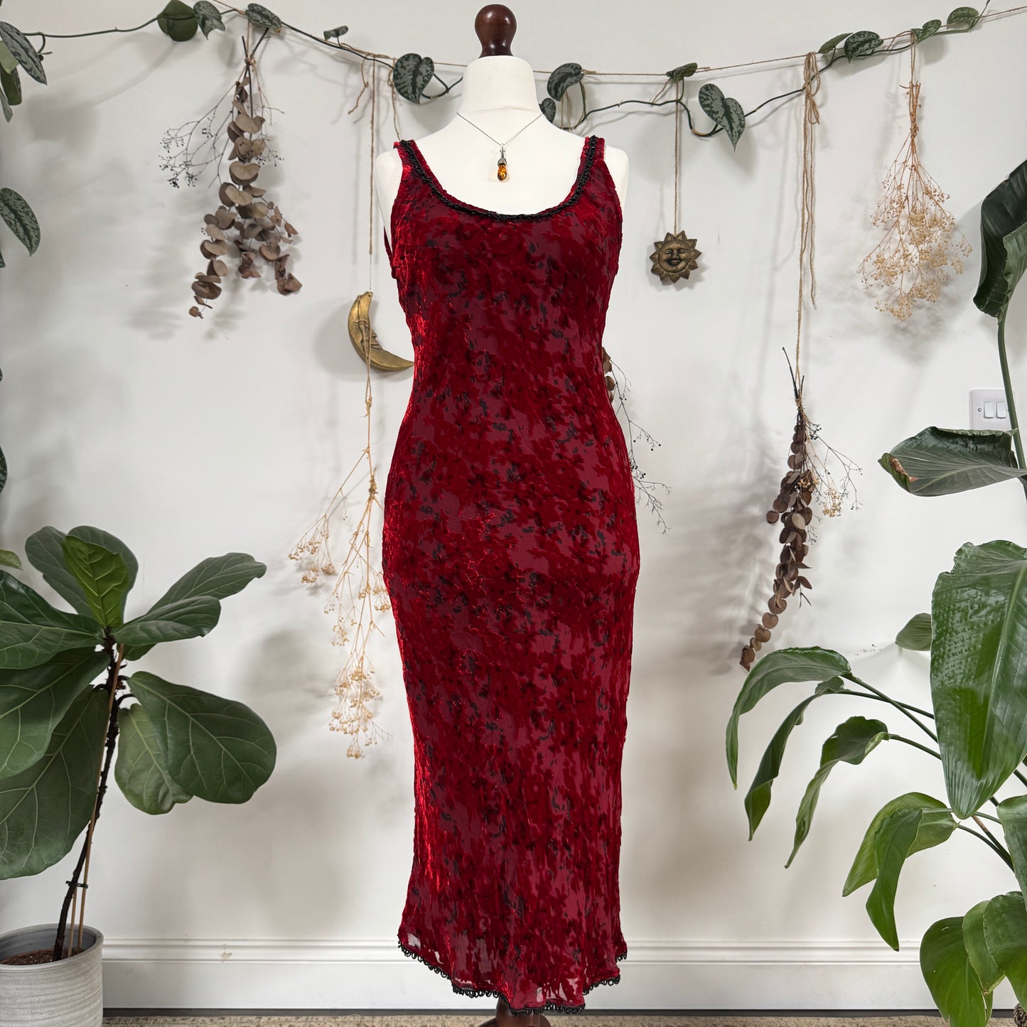 Red velvet dress - size M