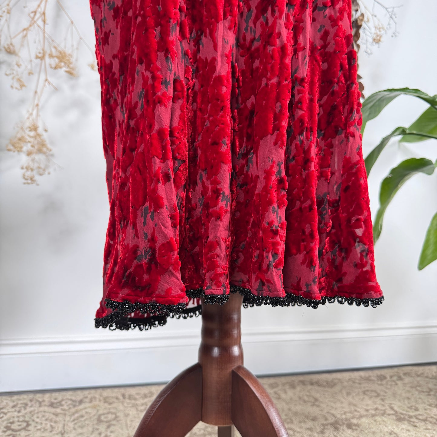 Red velvet dress - size M