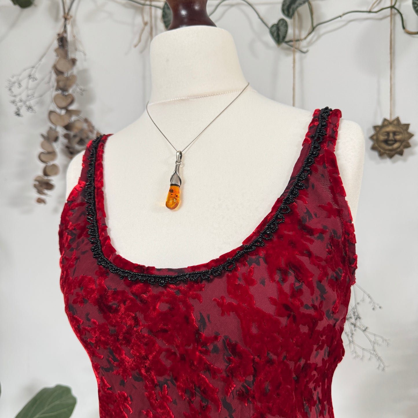 Red velvet dress - size M