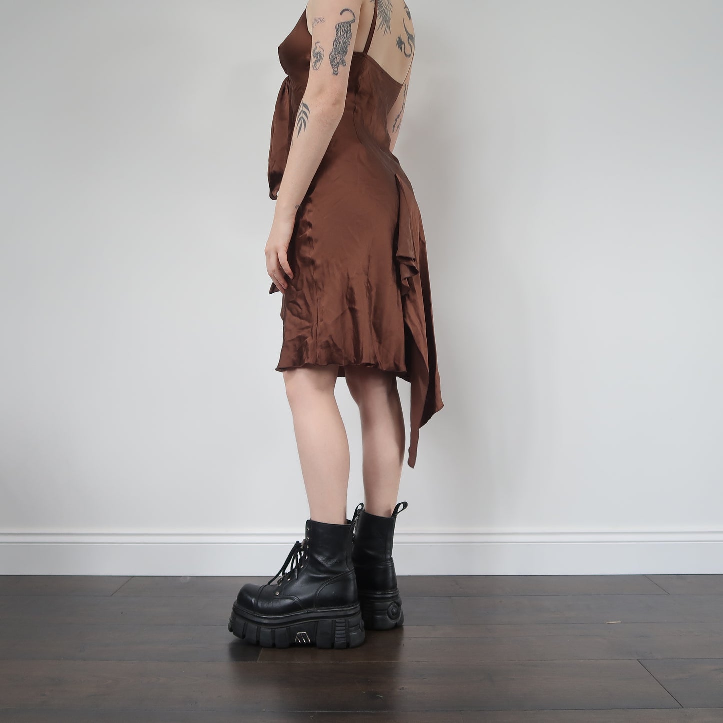 Brown silky dress - size 8/10