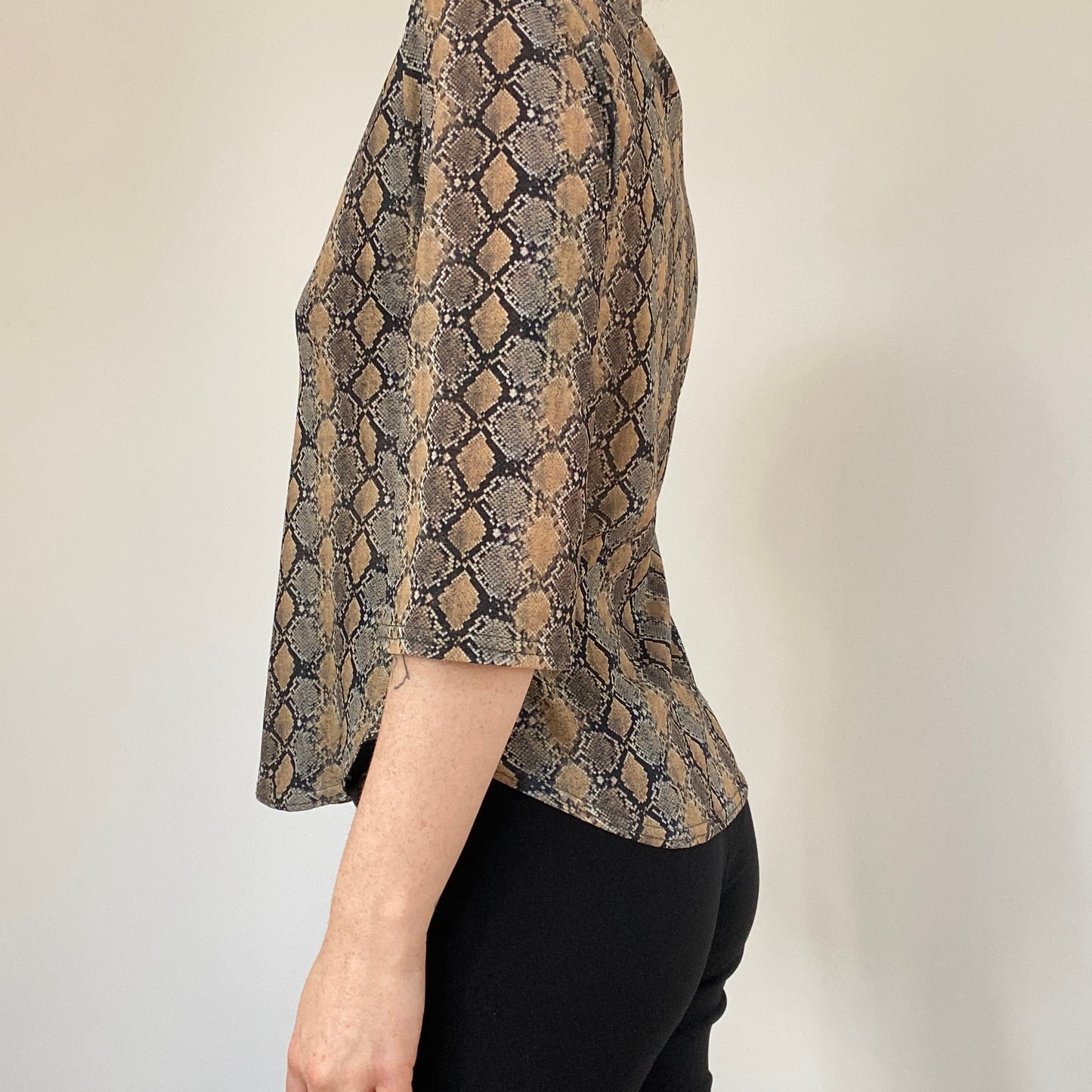 Y2K mesh snake print blouse - size 14