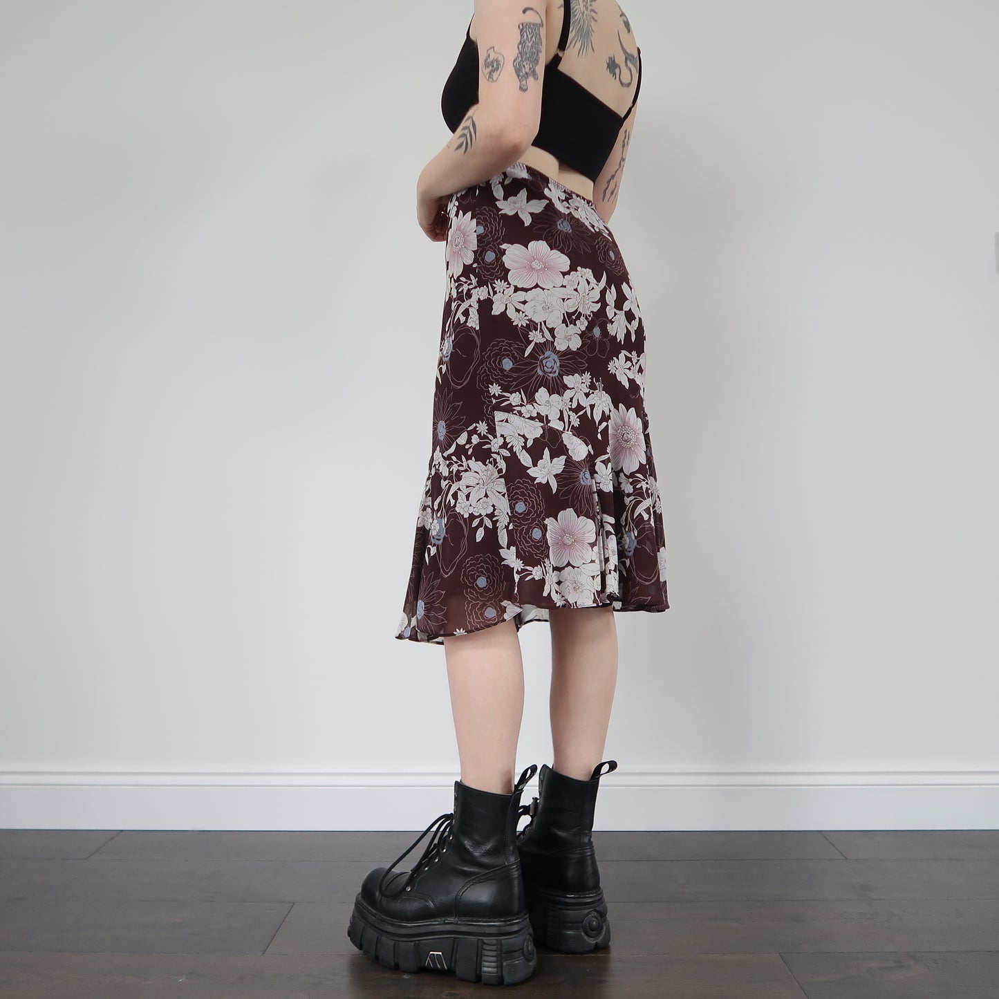 Brown floral midi skirt - size 14