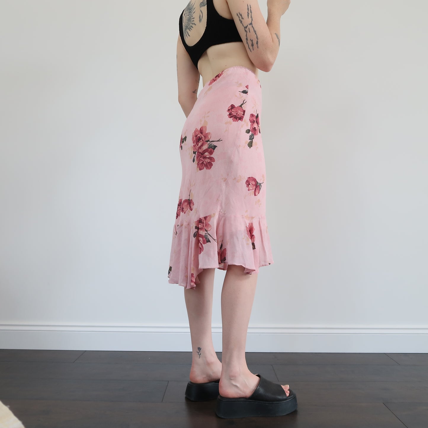 Pink floral midi skirt - size 8